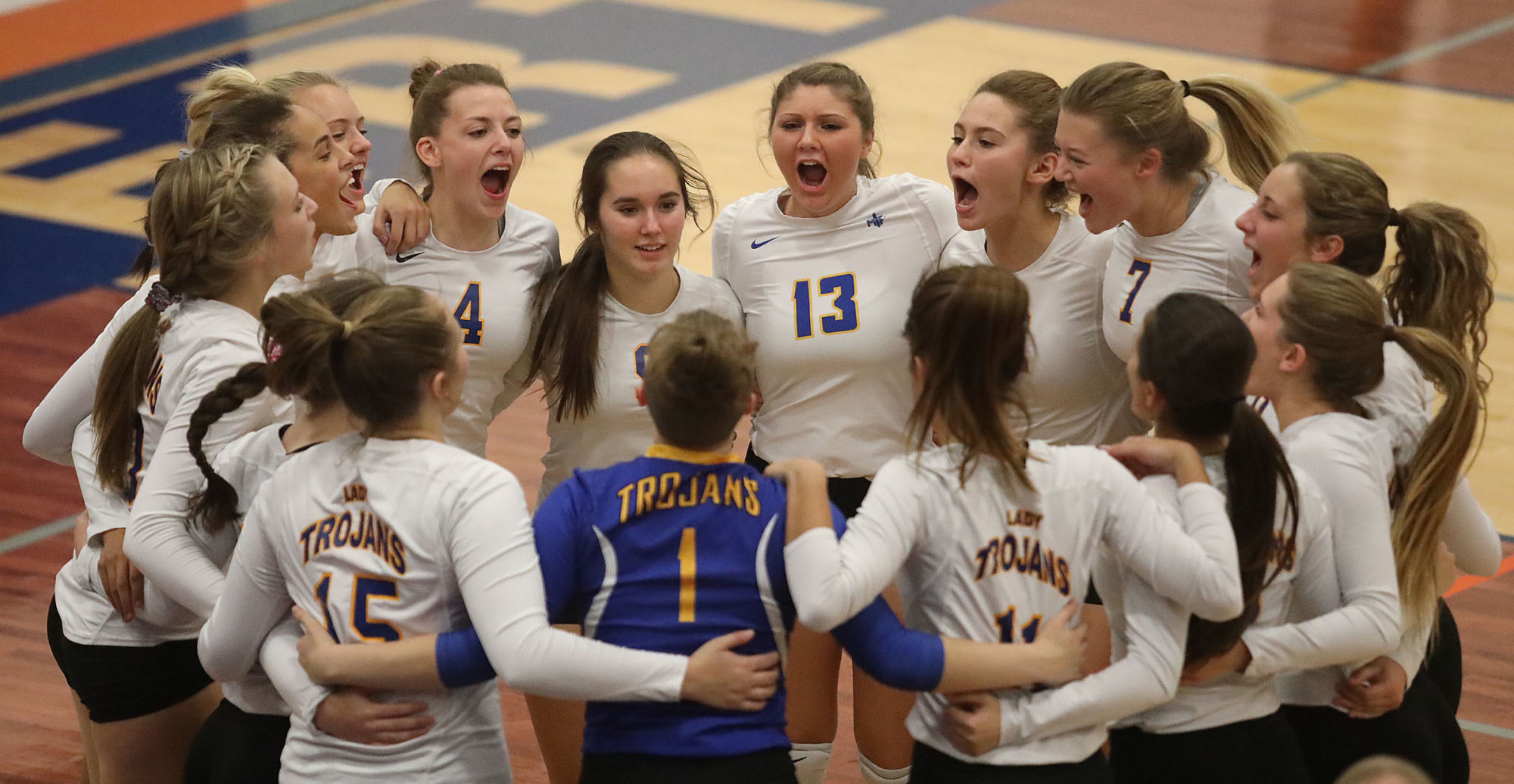 Maroa Forsyth vs New Berlin volleyball 19 10.29.18.jpg